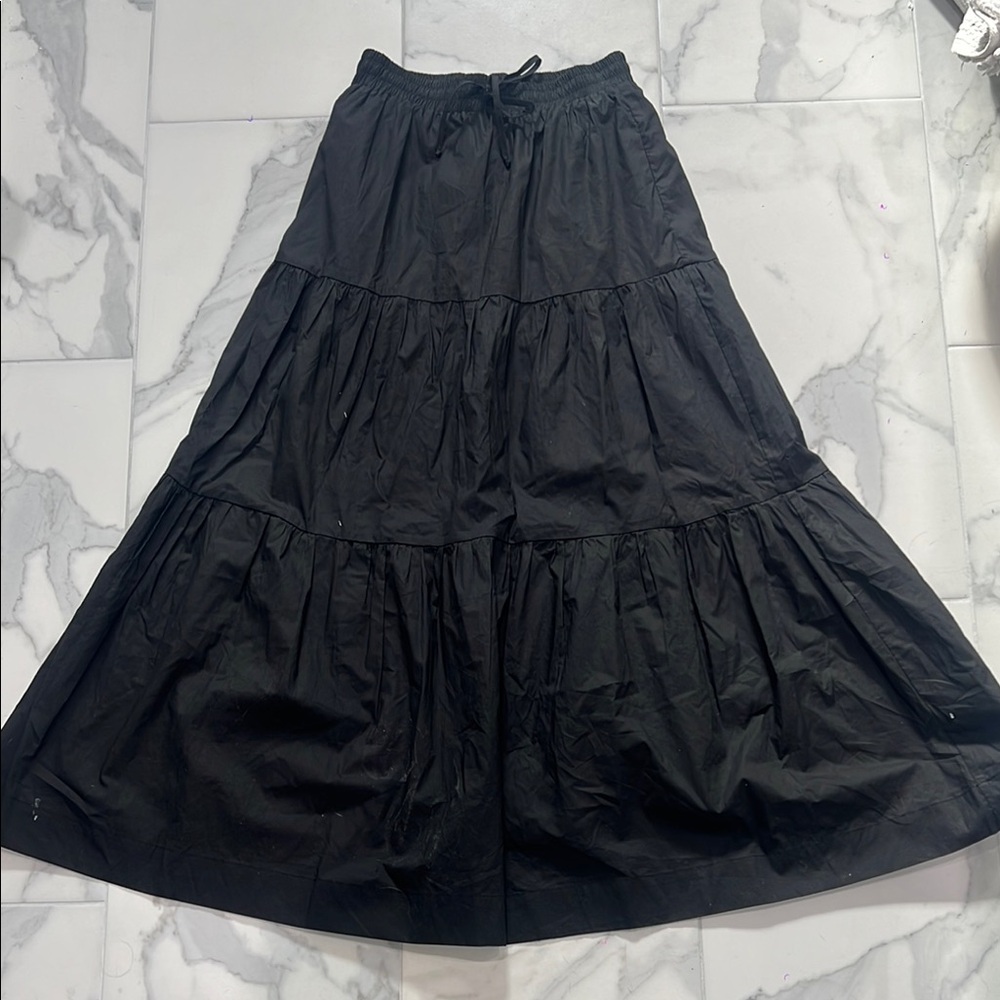Elegant Black Tiered Skirt